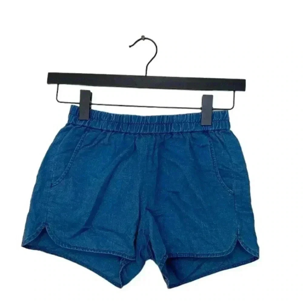 Madewell NWT  deep indigo, cotton/linen shorts with elastic waist band.